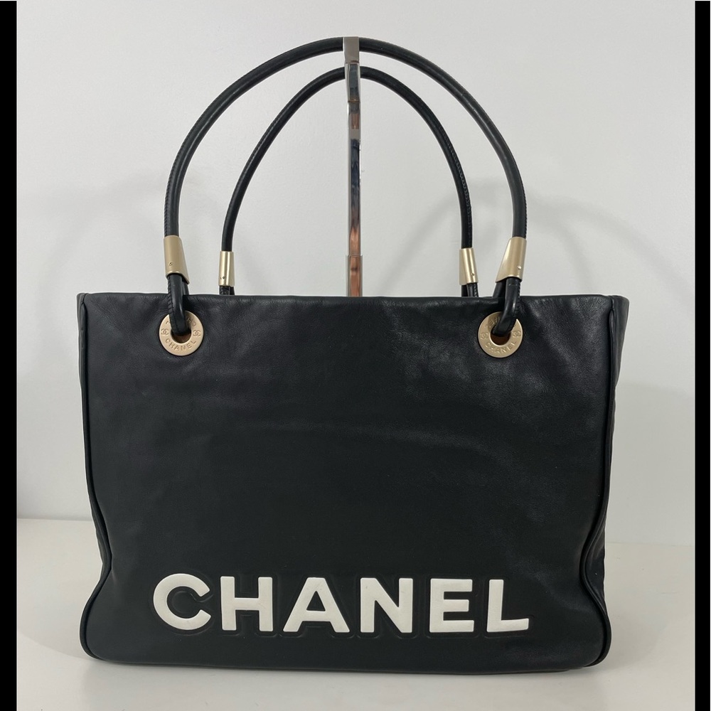 🌟CHANEL Lamb skinTote 🌟